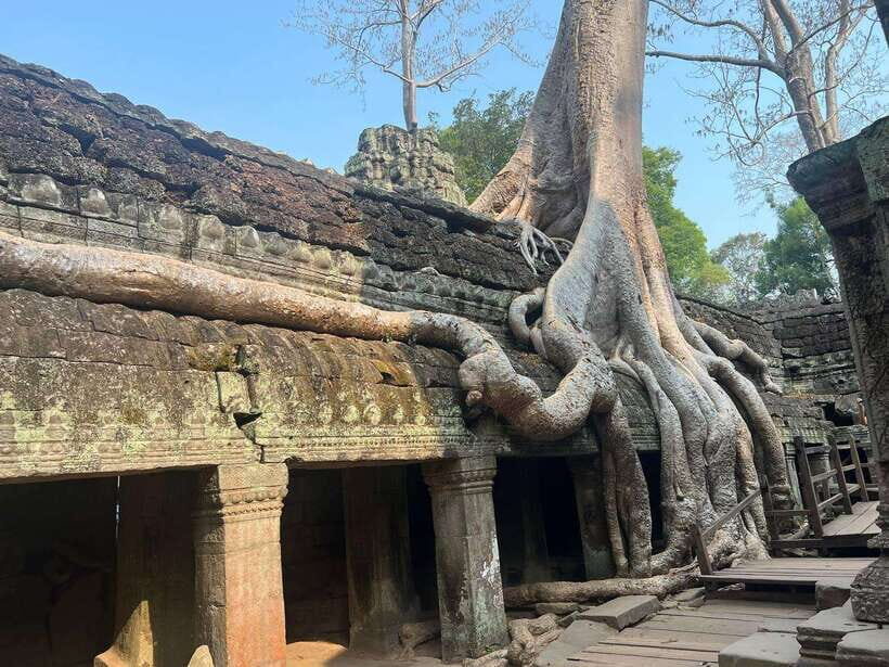 1-Day Angkor Wat Private Tour with Spanish Tour Guide. - What you really get for $125 per group (and what costs extra)