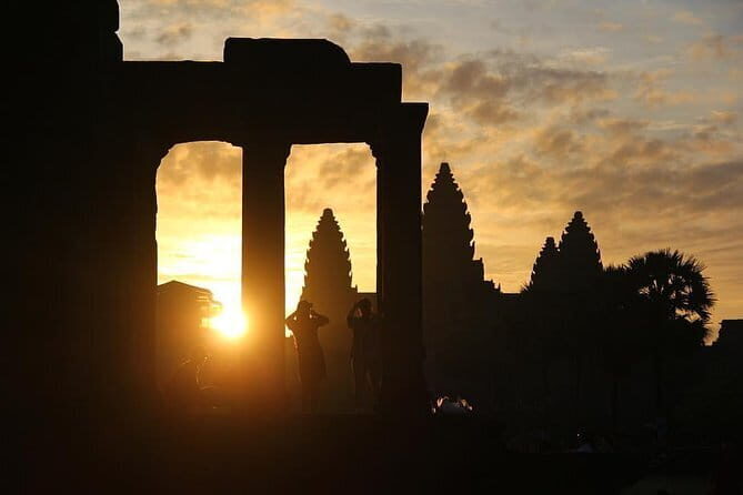 1 Day Angkor Wat with Sunrise Tour - Pickup, A/C Comfort, and the Small Perks That Matter