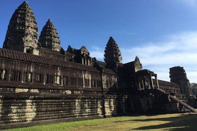 1 Day Angkor Wat with Sunrise Tour - Angkor Wat Sunrise and Bas-Reliefs: What to Focus On