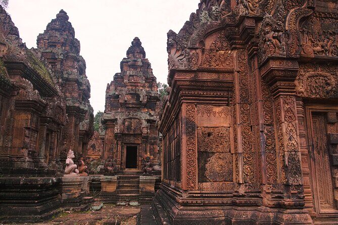 13 Days Private Tour to Cambodia, Angkor Wat and Vietnam - Ha Long Bay overnight: why one night changes the trip