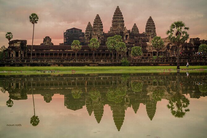 2-Day Angkor Wat, Banteay Srei & Floating Village Kampong Pluk - Angkor Thom’s core loop: Victory Gate, Bayon, and the faces that follow you