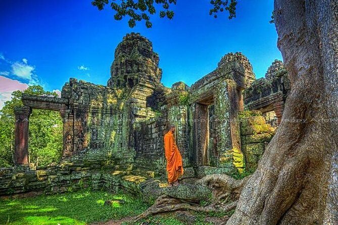 2-Day Angkor Wat with Temples On Small Circle & Kulen Waterfall - Guide quality: Chhay’s history lessons and the photo help that matters