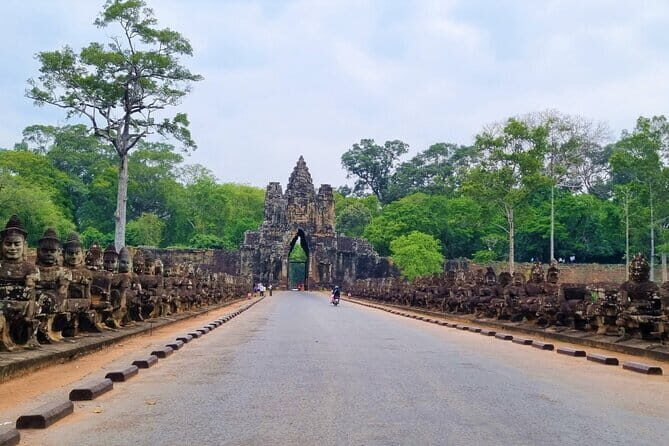 2 Day Cambodia Private Guided Tour in Angkor Temples - Is This 2-Day Angkor Tour Good Value at $113.05?
