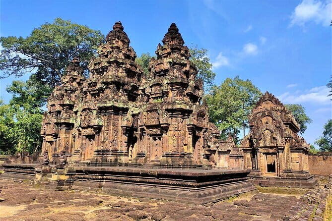 2 Day Cambodia Private Guided Tour in Angkor Temples - Day 2: Banteay Srei Pink Carvings and the Quieter Temple Stops