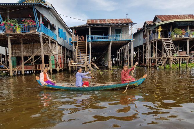 2 Day private tour: Small tour, Big tour, sunrise and sunset,floating village. - Private Angkor with a small group feel (and real comfort)