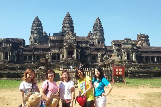 2-Day private Tours in Angkor Wat, Ta Prohm & Kampong Phluk Eco-tourism - Day two: the pre-dawn Angkor Wat sunrise plan that sets the tone