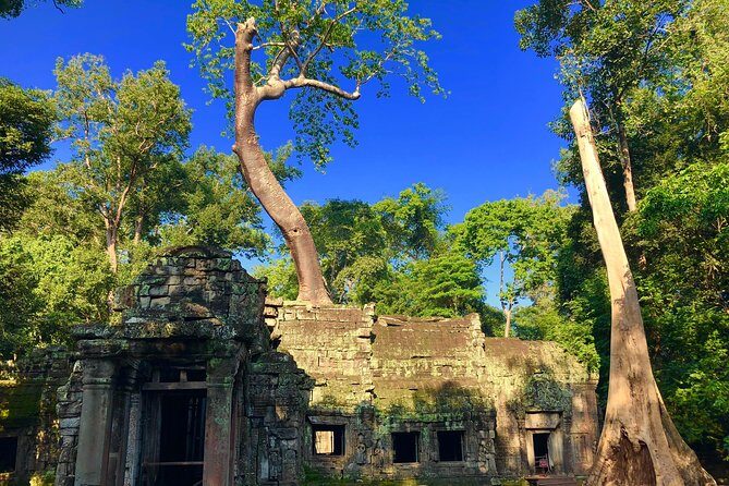 2 Day Temple Tour + Tonle Sap lake + Banteay Srie temple - What the guide actually brings (and why the names matter)
