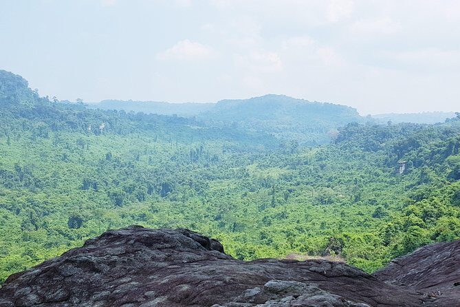 3 day private tour: Angkor,waterfall,Beng Mealea,floating village,Banteay srei. - Day 2: Sunrise, Jungle Sanctuaries, and Banteay Srei’s Pink-Carving Detail