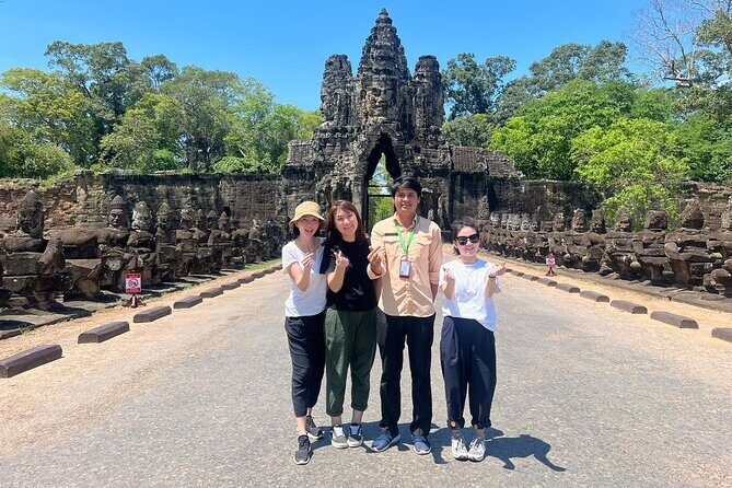 3-Day Taxi Tour: Small Tour, Big Tour & Outside Tour By English Speaking Driver - Quick hits before you go