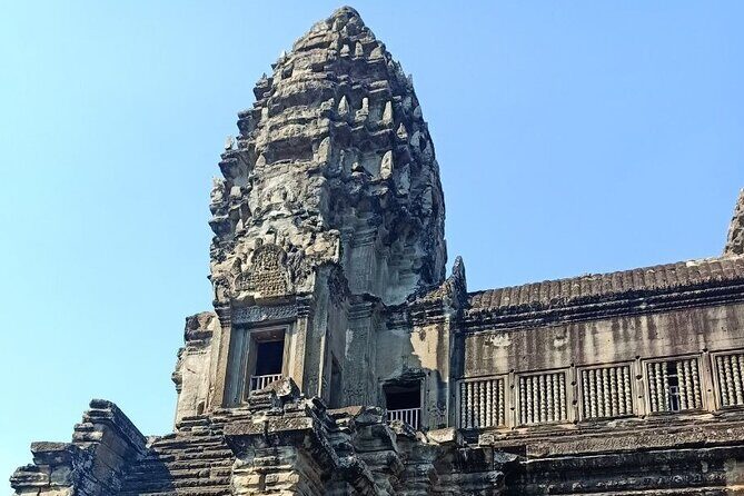 3-Day 'Temples & Tonle Sap' Tour - Day 1 at Angkor: Angkor Thom highlights, then Angkor Wat in full daylight