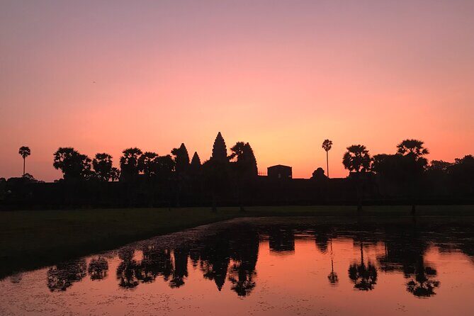 3-Day Tour of Siem Reap, Angkor Temples & Phnom Kulen Waterfall - Preah Khan, Ta Som, Neak Pean, and Banteay Samre: temple variety day