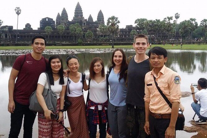 3 Days Siem Reap Explorer - Small Group - Day 1: Kampong Phluk floating village and Bakong’s older roots