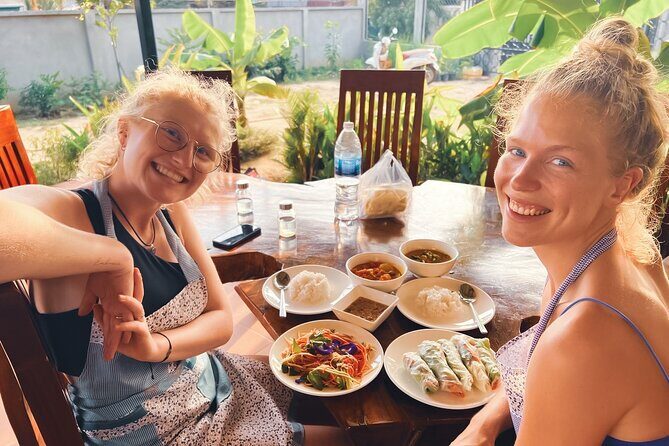 3-Hour Siem Reap Guided Cooking Class and Market with Pick up - Quick hits before you cook
