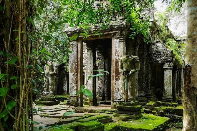 4-Day(Tour Angkor Temple Complex, Temple in the Jungle, Local people life Style) - Day 4: Banteay Srei pink sandstone, Banteay Samre restorations, then Silk Farm and Siem Reap market life