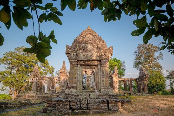 5-Day All Major Temples & Kulen Mount Waterfall & Koh Ker & Beng Mealea - Day 4: Preah Khan to Ta Prohm, then Phnom Bakheng sunset