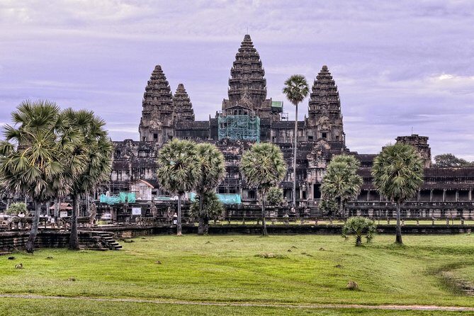 5 Must-See Temples With Private Guided Tour - What you’ll do at Angkor Wat (and why 45 minutes works)