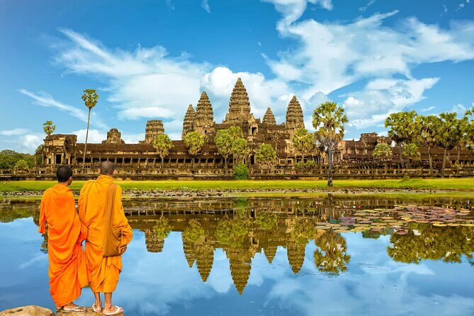 7-must See Temples in Angkor Park (Private Guided Tour) - Pickup to sunrise: getting Angkor Wat tickets and entering at the right moment
