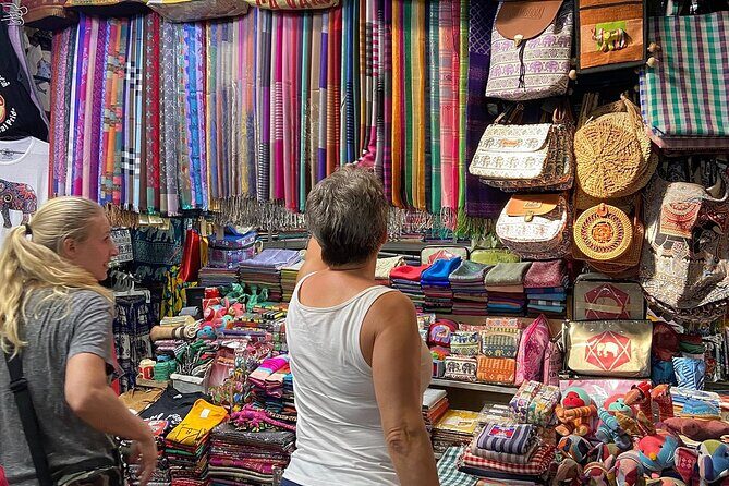 8 Days Private Guide Tour Phnom Penh to Battambang & Siem Reap - Overland to Battambang via Kompong Luong: The best kind of detour