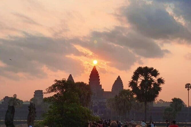 A Day Tour to Magnificent Angkor - Price and Logistics: The Real Numbers Before You Go