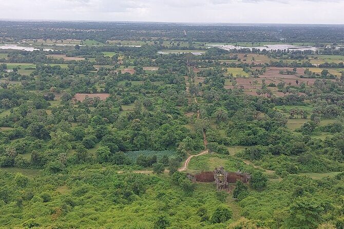 A Day Trip To Phnom Chisor - Tonle Batti From Phnom Penh - The countryside in between: why the Dok Por stop matters