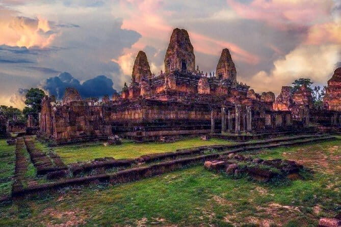 Amazing full day TUKTUK tour - Angkor Thom: South Gate, Bayon’s smiling faces, and the feeling of scale