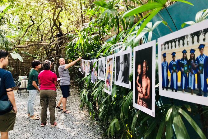 An Afternoon of Contemporary Art in Phnom Penh by Tuk Tuk - Independence Monument Finale: The Garden Speakeasy Photo Exhibit and a Drink Stop (30 Minutes)