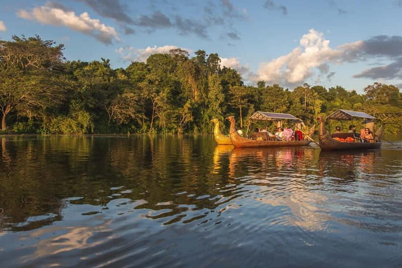 Angkor Bike tour & Gondola Sunset Boat - When temples are closed, you still get the angles