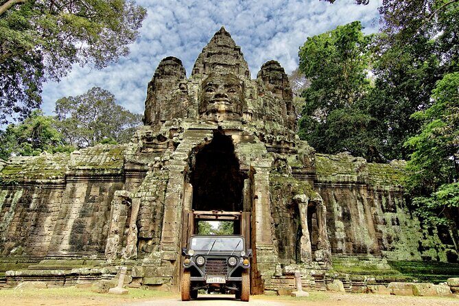 Angkor Explorer by Cambodiajeep - The guide and driver: why names keep popping up