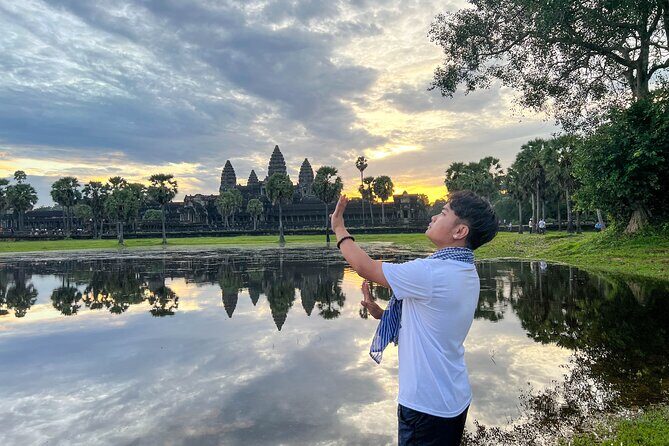 Angkor Highlight Sunrise Guided Tour & Banteay Srei Temple - Sunrise Timing: the 4:40 am pickup that shapes your whole day