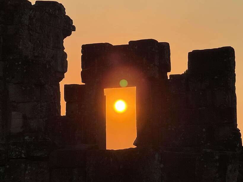 Angkor Highlights and Sunset Tour - Terrace of the Elephants: ceremonies, kings, and carvings with specific meaning