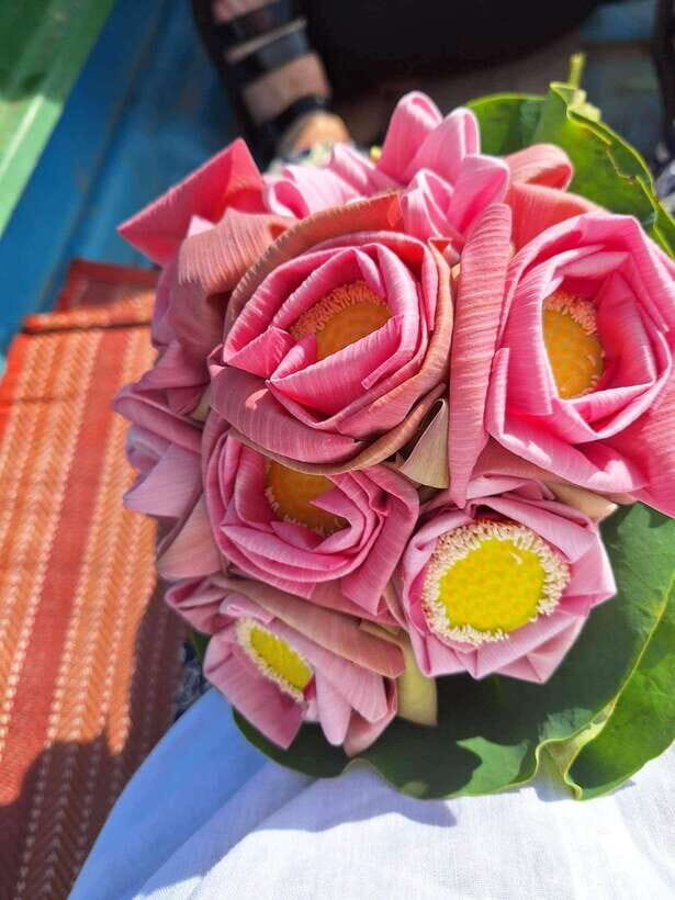 Angkor Silk Farm & Lotus Silk Farm: Siem Reap Discovery Tour - Shopping at both farms: support the craft, but plan your budget