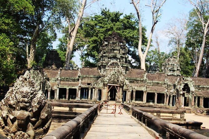 Angkor Sunrise Adventure Private Tour - Stop 1: Angkor Wat for sunrise (about 3 hours)