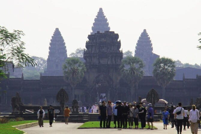 Angkor Sunrise Adventure Private Tour - Stop 2: Banteay Kdei’s “monks’ cells” vibe (about 1 hour)