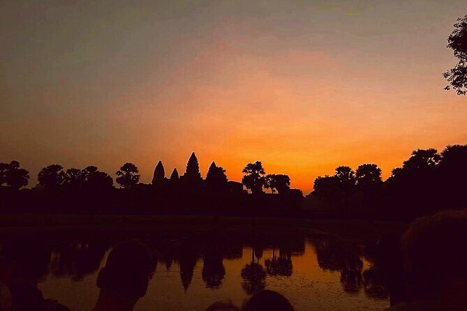 Angkor Sunrise tours with Benteay Srei and Bengmealea Landmine, - Pickup windows, temple passes, and what can trip you up