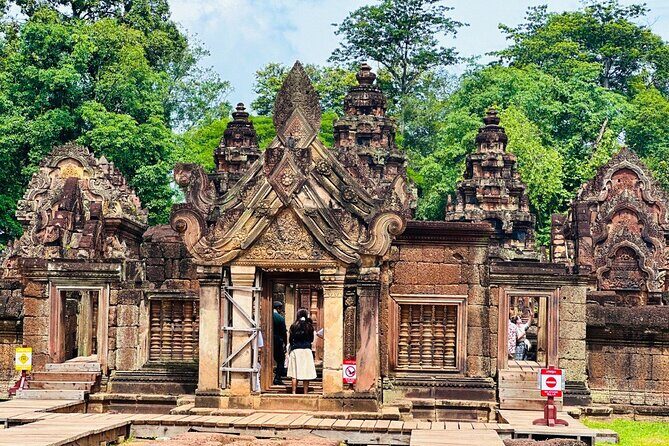 Angkor Sunrise tours with Benteay Srei and Bengmealea Landmine, - Value check: what you pay for at $195 (and what you don’t)