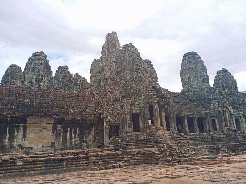Angkor Wat, Angkor Thom, and Ta Prohm Day Trip with Sunset - Transportation and pacing: how to survive a full day without missing the good parts