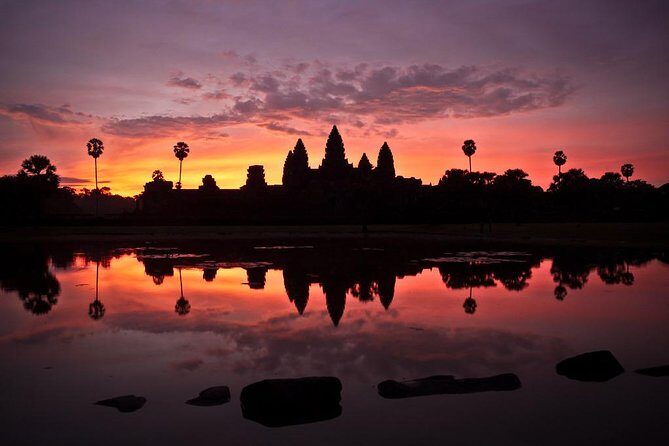Angkor Wat & Banteay Srey Tour - Bayon Temple and Angkor Thom: Smiling Faces and a Faster 2-Stop