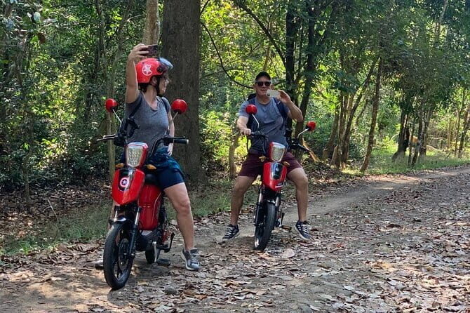 Angkor Wat Cycling Tour - Avoiding Crowds Without Missing the Classics