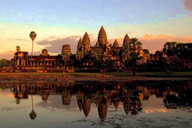 Angkor Wat Day Tours And Sunset - Siem Reap pickup at 9:30 and the private tuktuk rhythm
