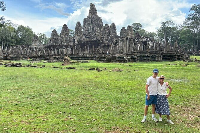 Angkor Wat Guided Tour - Entering the sunrise plan at Angkor Wat