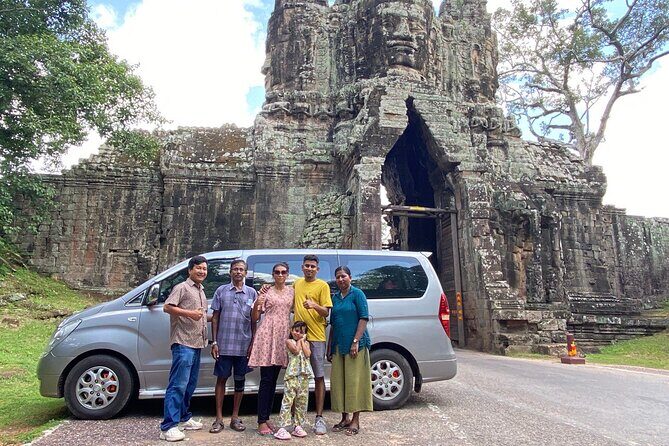Angkor Wat Private One Day tour including sunrise & Banteay Srey - Ta Prohm’s Tomb Raider Look: Why This 1-Hour Stop Works