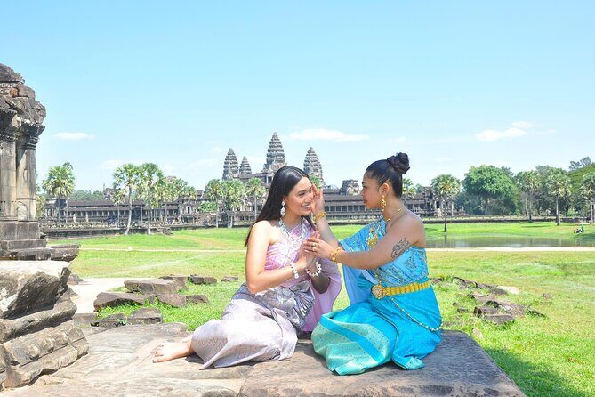 Angkor Wat Shared Tours from Siem Reap Angkor Airport (SAI) - Elephant Terrace: a quick stop that adds context