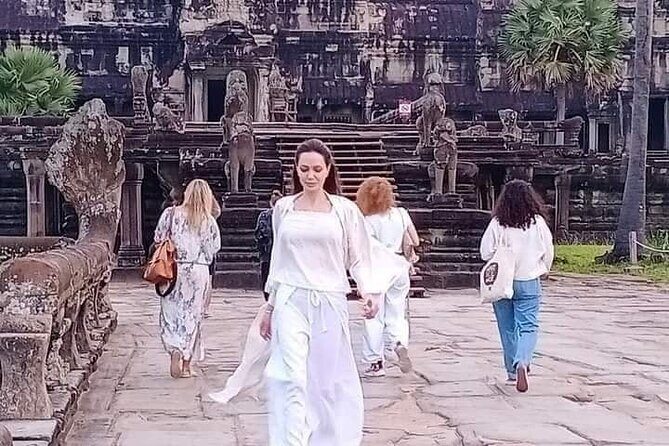 Angkor Wat Shared Tours from Siem Reap Angkor Airport (SAI) - Lunch is on you: plan around the gap