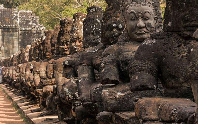 Angkor Wat Small Circle Private Car Tour in Siem Reap - Baphuon and Takeo: Short Visits That Still Give a Sense of Range