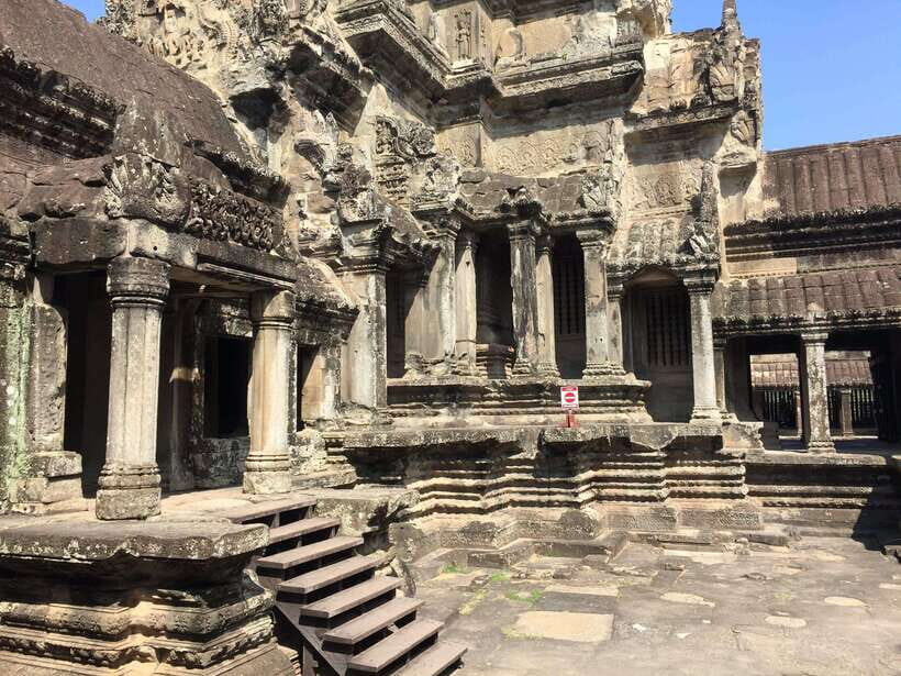Angkor Wat, Small Circuit Private Tour with Banteay Srei - Ta Keo and Ta Prohm: the shift from stone symmetry to jungle drama