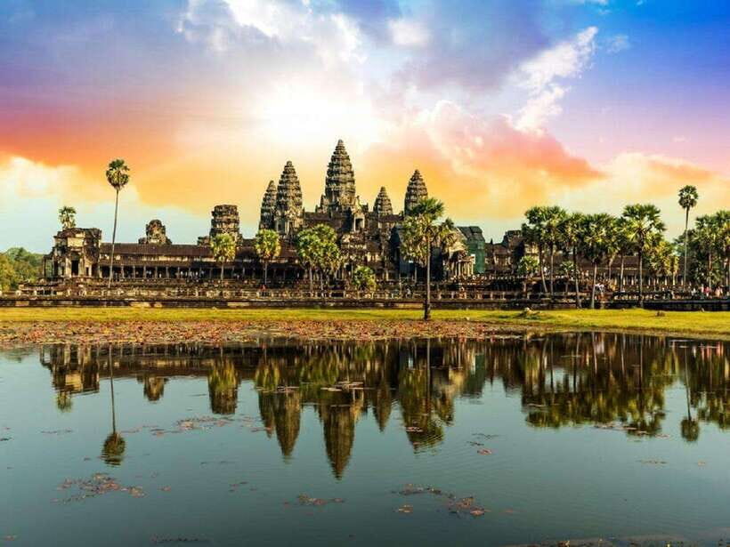 Angkor Wat Small Tour Sunrise With Private Tuk Tuk - 4:30am Pickup and Temple Pass: The Start of Your Day