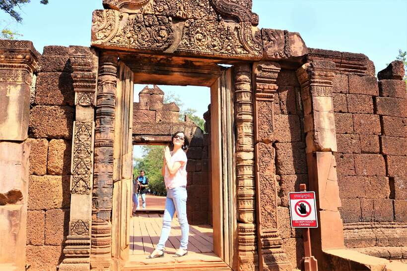 Angkor Wat: Sunrise 2.5 Days Temples & Tonle Sap-Small Group - Tonle Sap vs Cambodia Phare Circus: how the season changes your experience