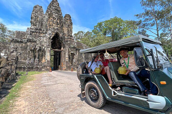 Angkor Wat Sunrise and Market Tour by Jeep - Angkor Thom: Bayon, Baphoun, Phimeanakas, Elephant & Leper King, Ghost Gate