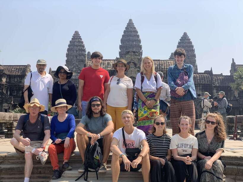 Angkor Wat Sunrise, Banteay Srei, Bayon & Ta Prohm Temple - The Pre Rup area: six towers and a more “mountain temple” mood