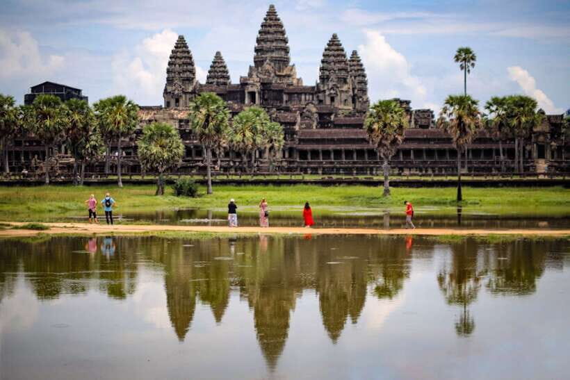 Angkor Wat Sunrise, Banteay Srei, Bayon & Ta Prohm Temple - How the day flows: ride times, heat management, and your comfort plan